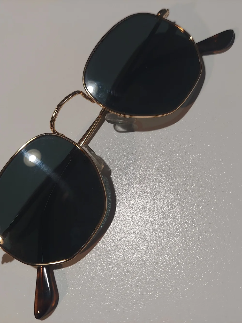 Ray-ban Gold Frame Black Lens Men’s Sunglasses - Classic Style